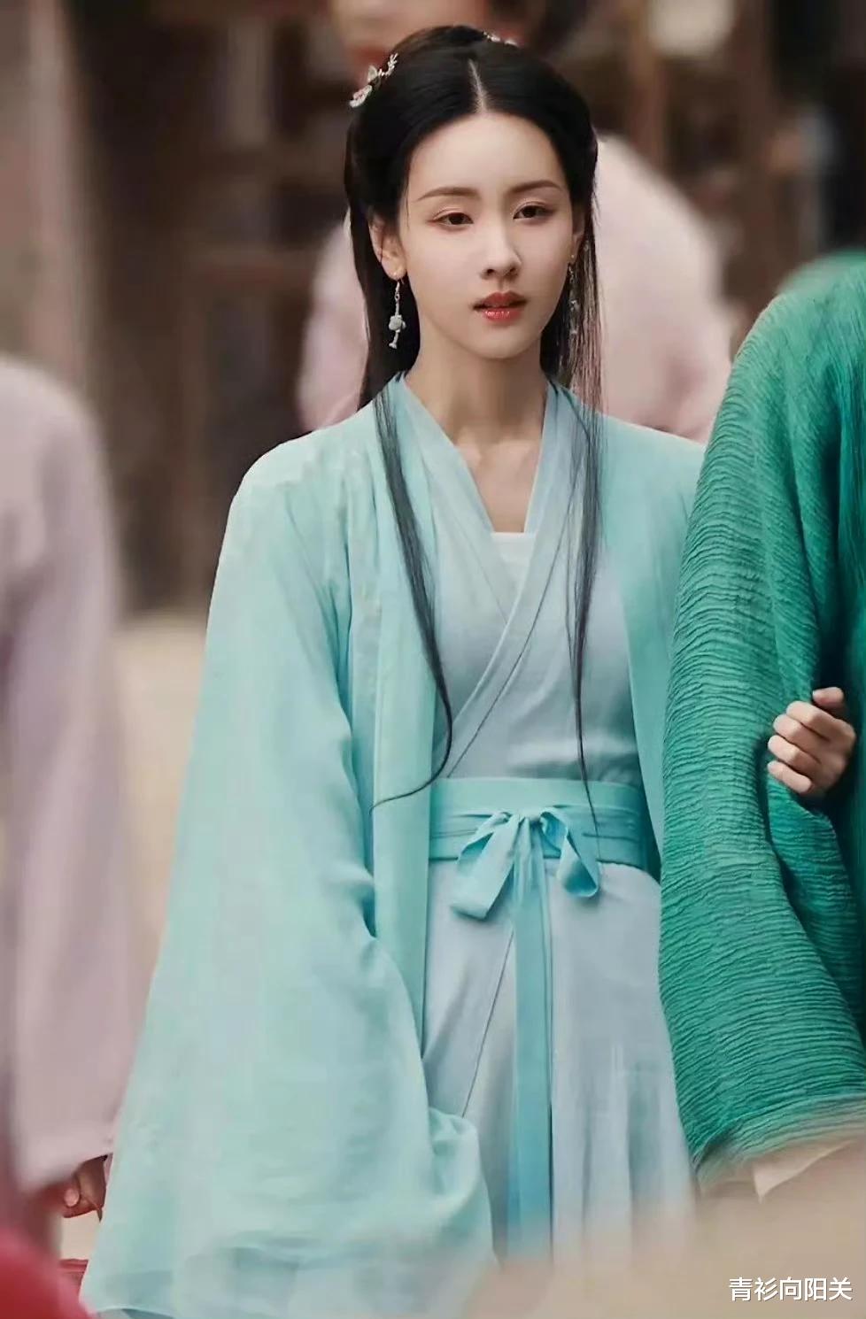 《西出玉门》陈都灵客串成劳模:困于横店一年,演遍男主角白月光