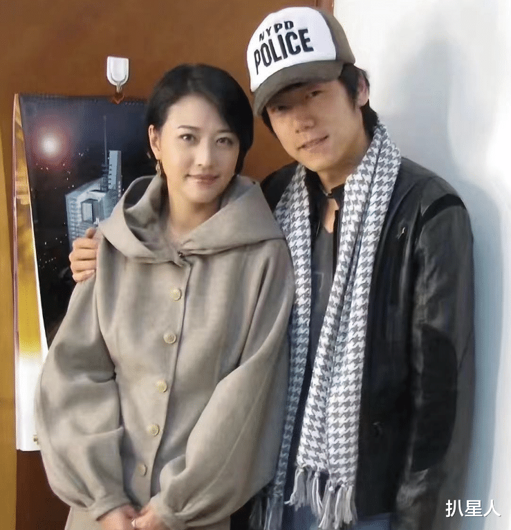 周海媚死因另有内幕!前男友晒两人亲密合影悼念,怒骂助理太无耻