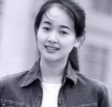 左小青：曾迷倒王志文，与陈道明传绯闻，和富豪离婚后如今怎样了