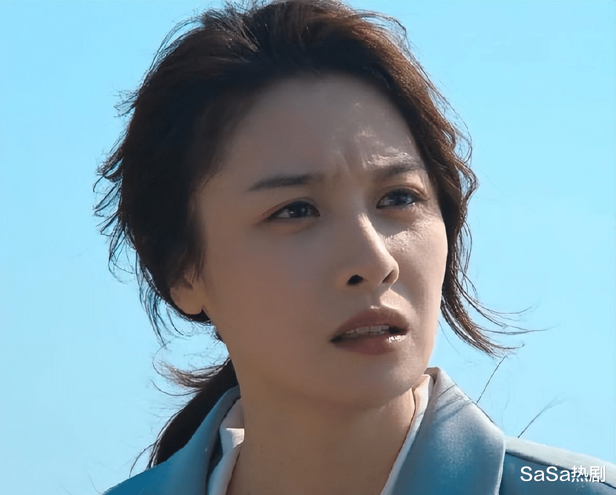 35岁大嫂高叶近照,网友:好像挺显老哦!高叶老公是黄海波系误读