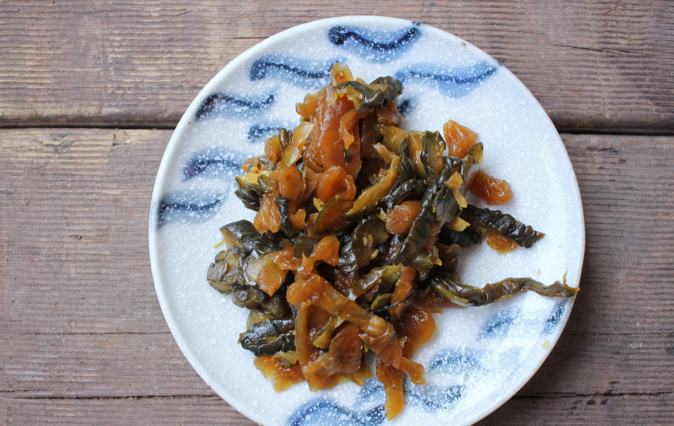 确诊肾病后，要学会管住嘴，提醒：4类食物尽量少吃或不吃