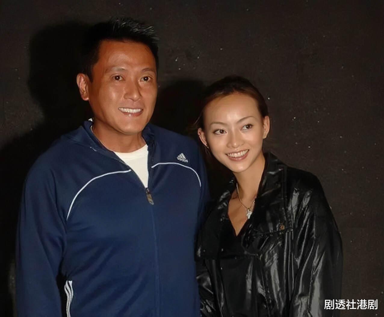 香港知名男星颜值回春,减肥40斤复出带货人气旺,成交金额破千万