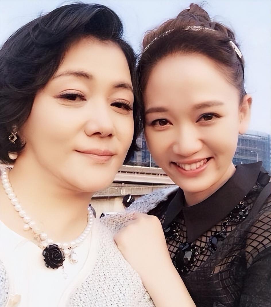 拍戏26年劳累过度身亡，过亿资产被4个弟妹榨干，自愿捐器官救了8人