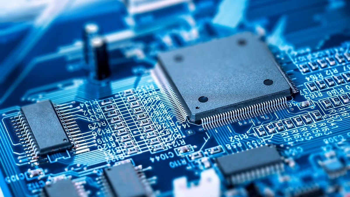 芯片|美国专家：由美国挑起的中美芯片大战，中国将会失利