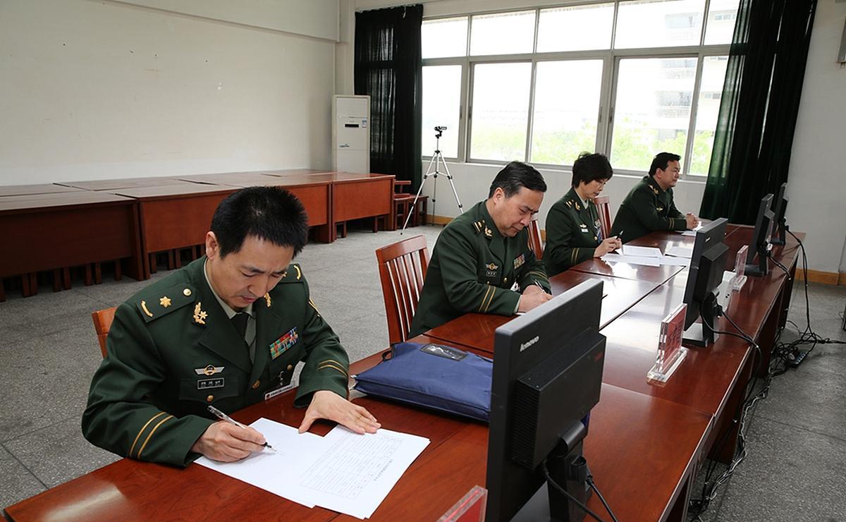 事业运|军队文职招聘遇“滑铁卢”,月薪9000竟无人问津,原因很现实