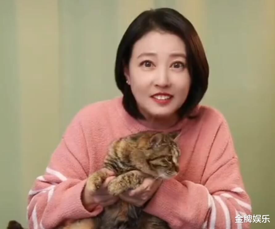 知情人称周海媚的骨灰，将会安葬在香港将军澳华人永远坟场