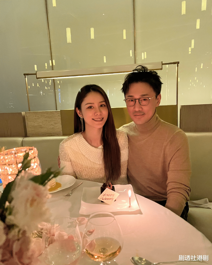 前TVB小生庆祝结婚四周年,现任妻子被指刻意模仿前任穿搭