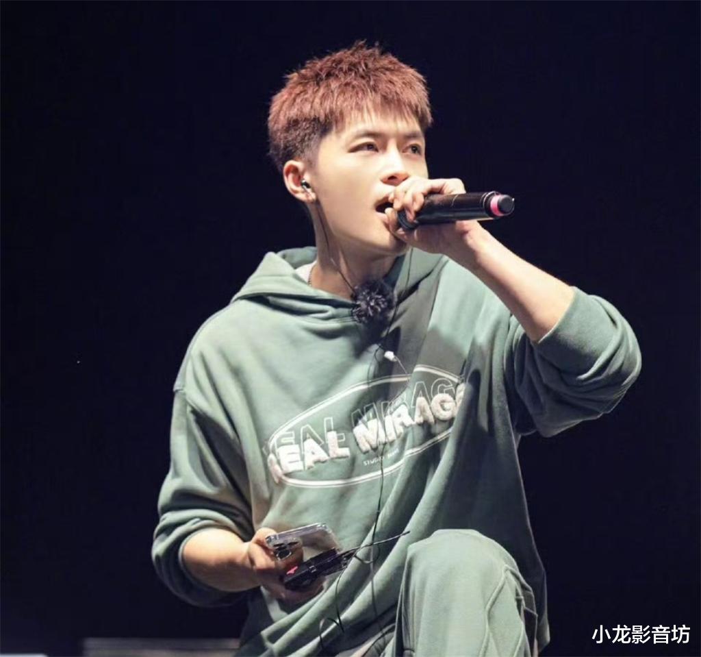 13快男第1个离婚的宁桓宇,回到老东家后,成了又一个江映蓉?