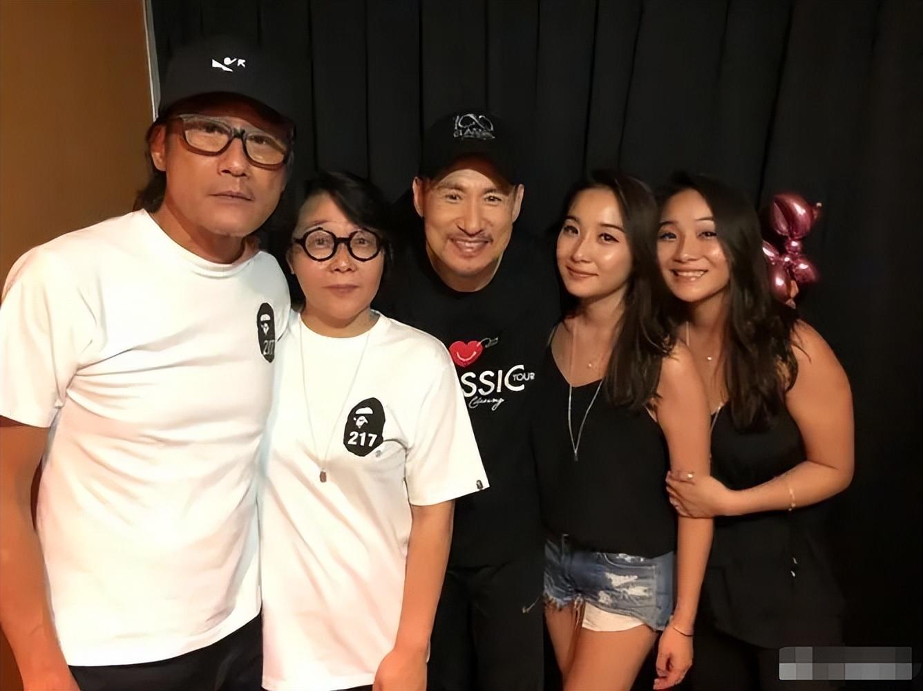 梁家辉|65岁梁家辉老到认不出,现身广东老家赛龙舟,身材健朗精神不错