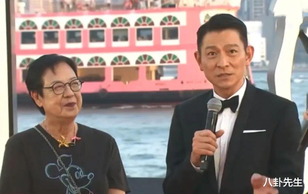 吴镇宇|金像奖红毯：吴镇宇发福，顶流姜涛像非主流，梁洛施裙子难看