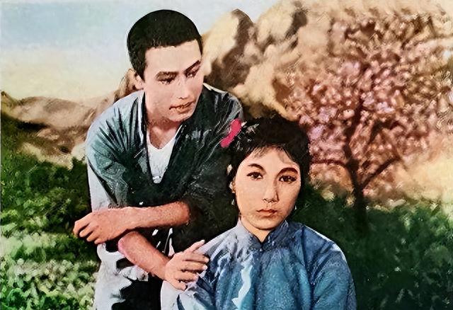 一句台词识破潜伏间谍，去世23年的赵丽蓉，仍被多家官媒发文缅怀