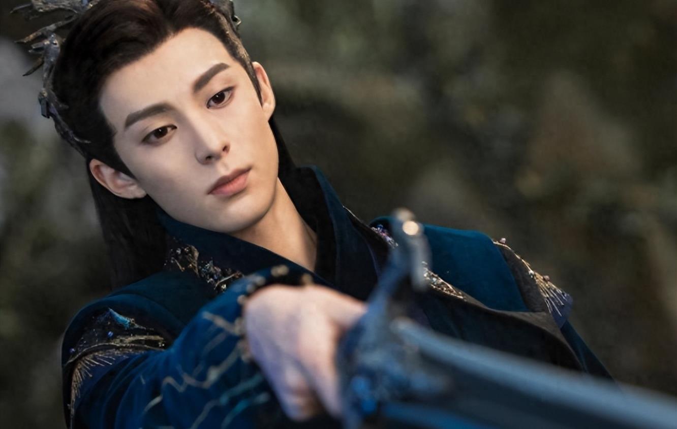 央媒终于对“哑巴演员”出手了,殷桃的话果然应验了