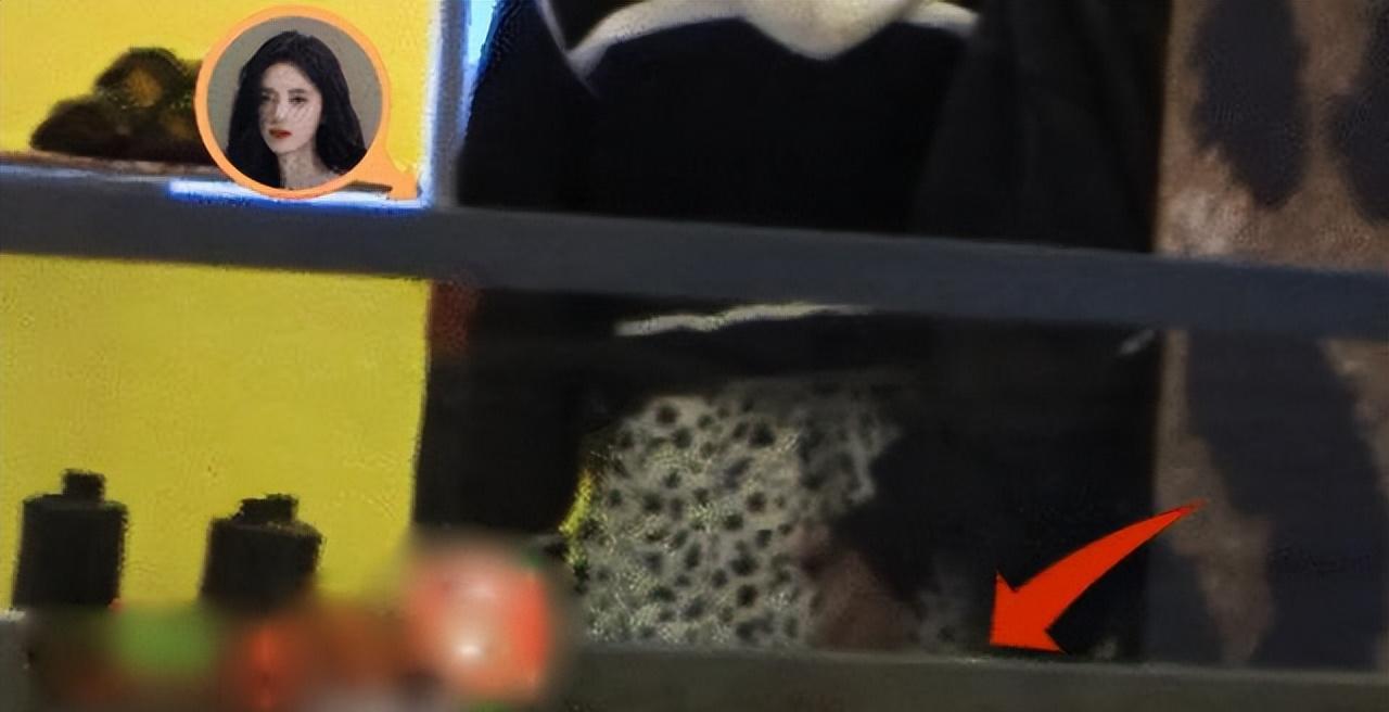 隐婚|一天4个瓜！偶像塌房，疑同性恋、被曝隐婚、老少配，喜忧参半