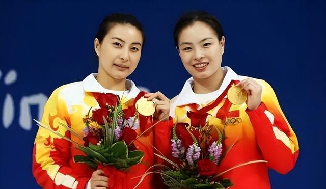 “郭晶晶好闺蜜”吴敏霞:拒绝霍启山后,转头嫁给了一个普通男人