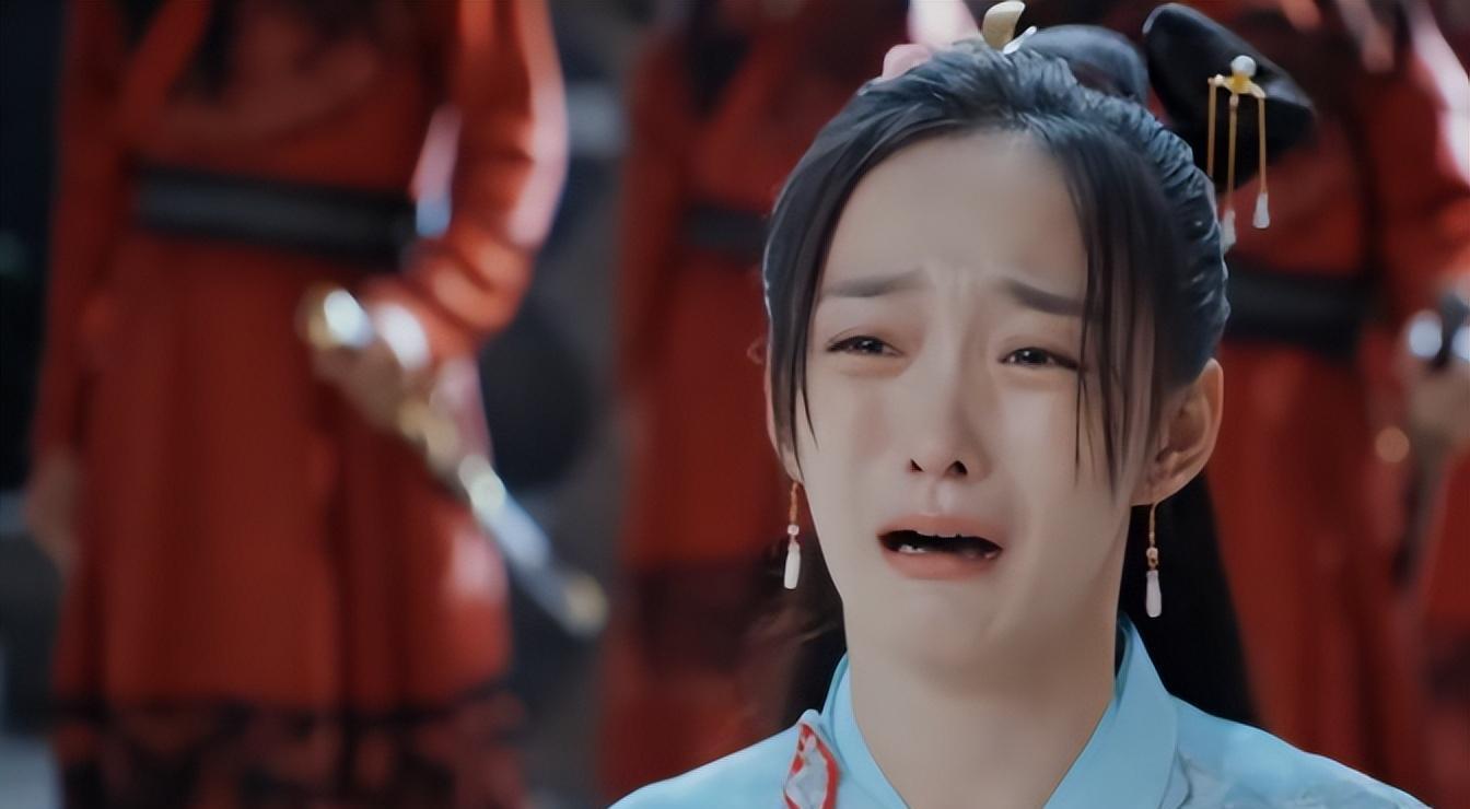 当40岁的黄圣依跟36岁何泓姗站在一起，我才明白什么叫气质和骨相