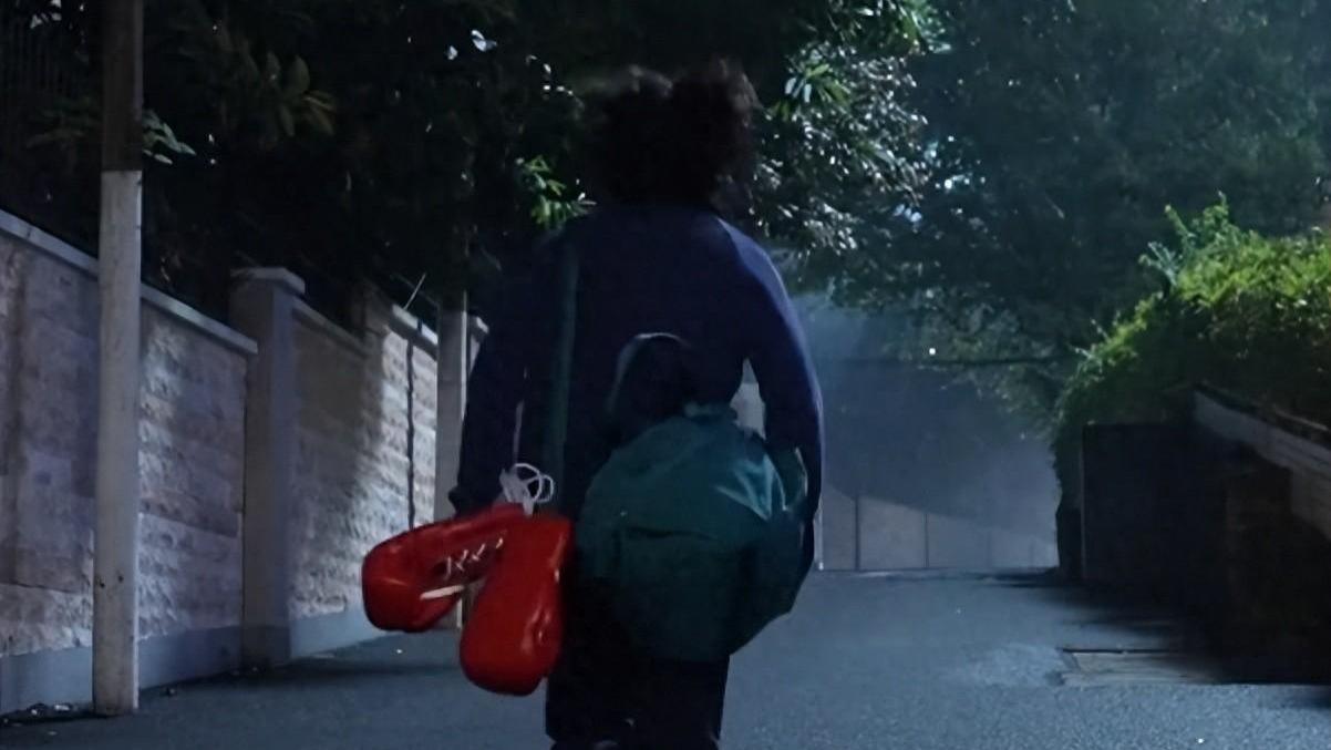 原来《热辣滚烫》后半段是幻想，乐莹没有瘦，拳击比赛更是梦境