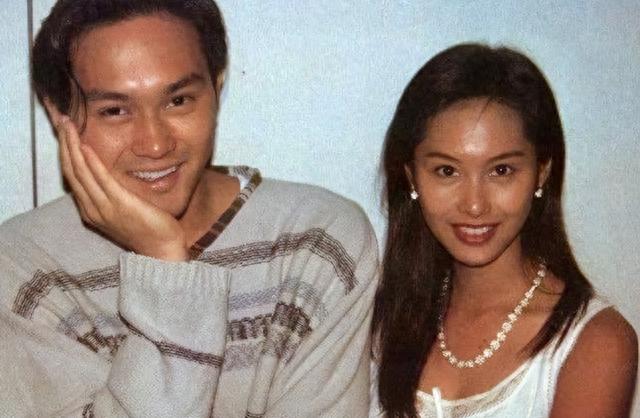 都不是善茬？结婚22年后，张智霖和袁咏仪的遮羞布，再也盖不住了