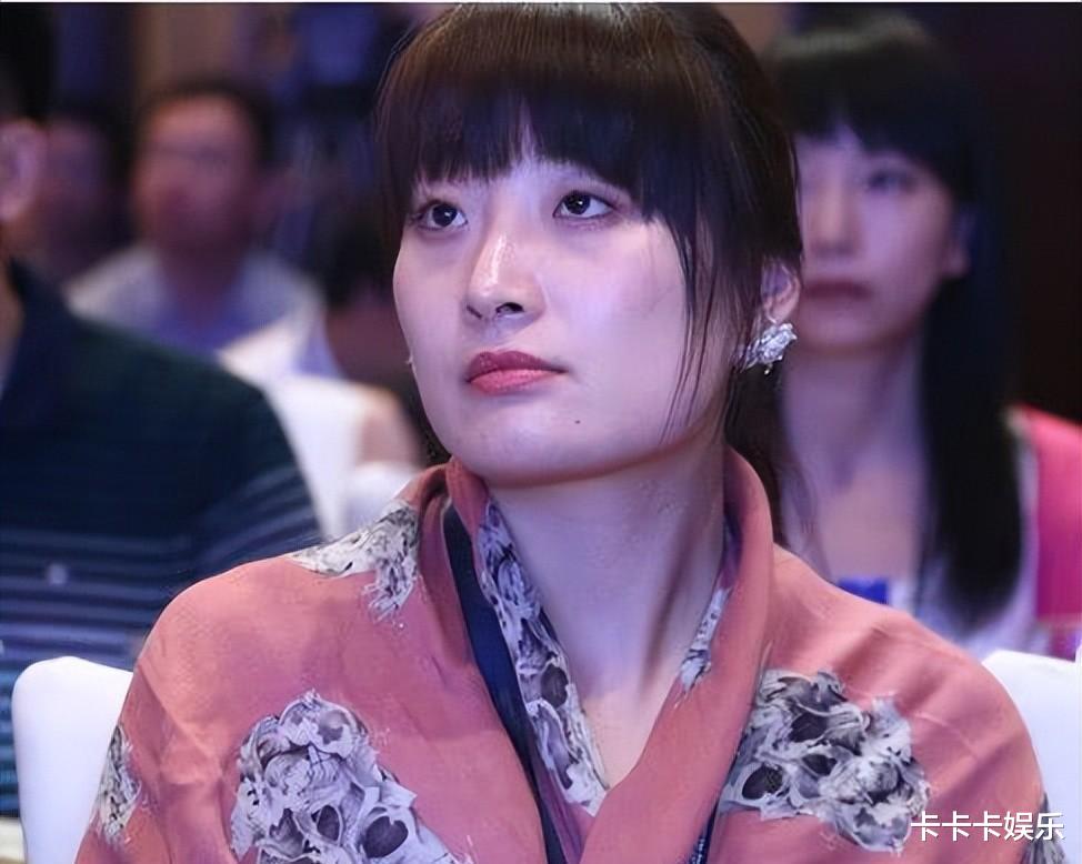 宗馥莉：41岁发福成中年妇女，富豪不屑追求，普通人又看不上