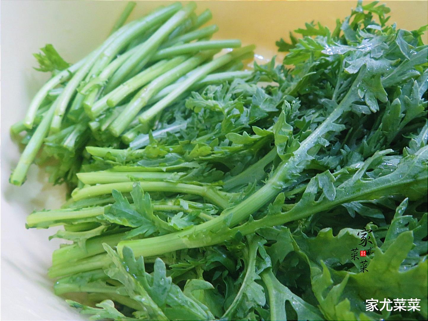 丝瓜|晚上睡不着特怕此菜,隔天吃一次,一觉到天亮,随手拌,真鲜