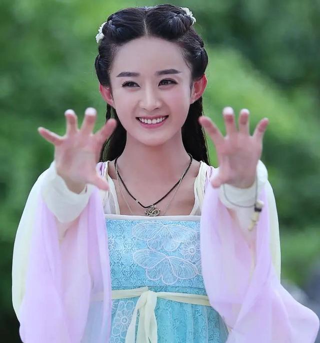 赵丽颖|赵丽颖近况惹争议，张嘴困难疑似整容失败