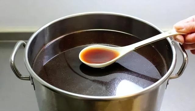 美食教程|百年老卤水300万都不卖?卤水越久越香,它为何不会变质?