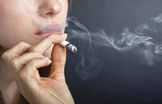 加速人体衰老的祸首：熬夜只排第5！排第1的，不少人避不开！