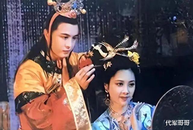 “女儿国国王”朱琳:与二婚老公丁克16年,如今71岁身材苗条风韵犹存