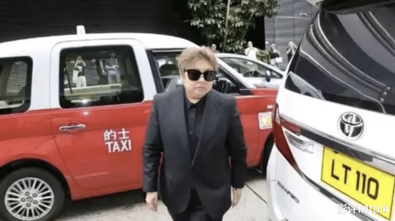 李玟出殡仪式，到场送行的大咖寥寥无几，娱乐圈果真现实