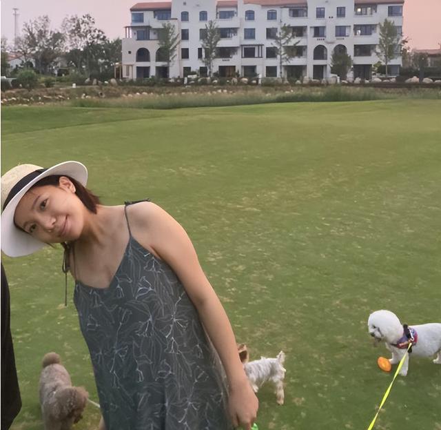 张婉婷官宣要生二胎,晒出和送宁峰聊天记录,堪比中年爱情甜偶剧