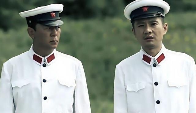 美剧|《父母爱情》:从高调留校任教到降职被发配,老丁经历了什么?