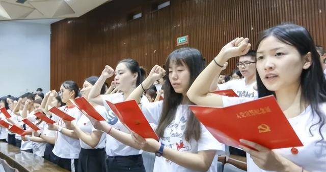 招聘|大专生“春天”来啦,“国家烟草”招聘正编,享受“五险二金”