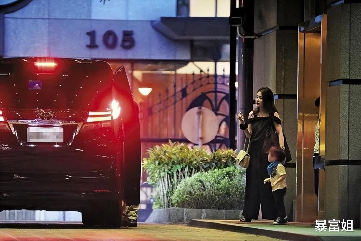 嫁入豪门，“守活寡6年”的佐藤麻衣，现在过得怎么样了？