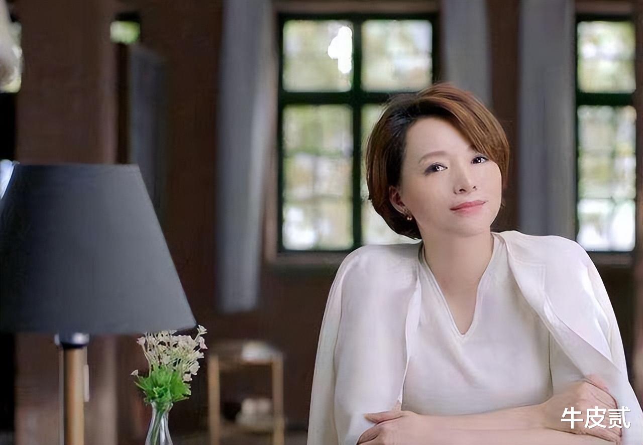 妆前妆后“大变脸”的5位女星，带妆貌美如花，卸妆秒变土味大妈