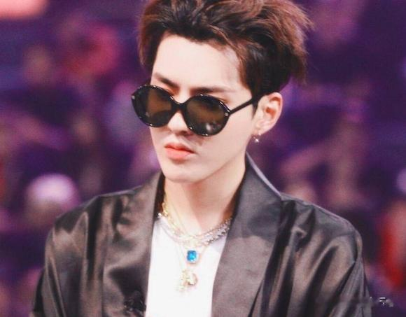 杨迪|杨迪凢凢同流合污?