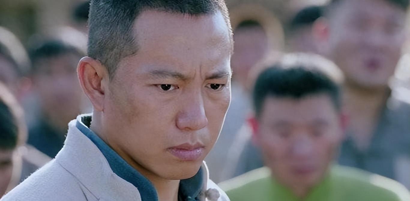 著名演员谷智鑫:34岁被马踩成废人,孕妻8年一把屎一把尿伺候