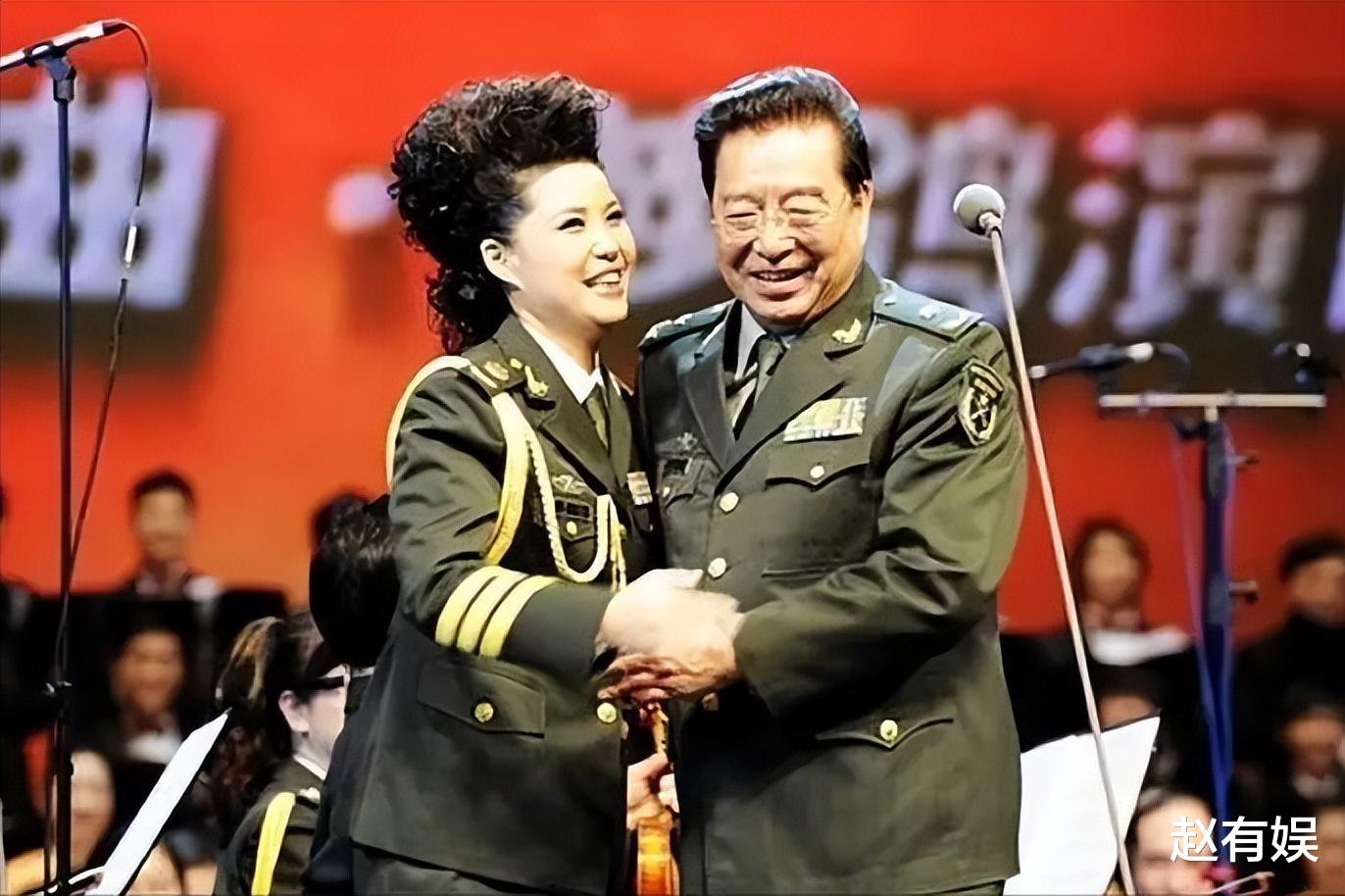 李双江|好走不送！84岁李双江被曝放弃每月3万退休金，带儿子移民国外