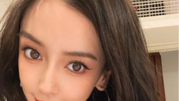 Angelababy遭全平台封杀！代言品牌方悄删宣传片…工作人员泄现况