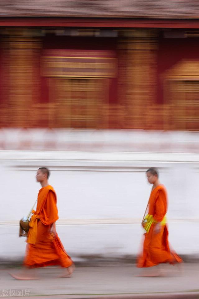 琅勃拉邦|别去缅甸！也不用去泰国！到公认的东南亚躺平胜地，佛系又悠闲