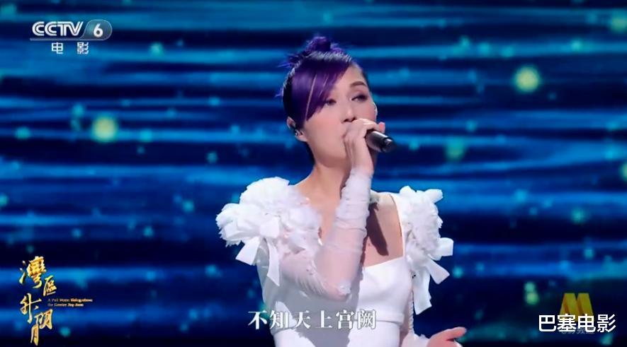 香港这一夜,刘德华成龙好燃,华晨宇王一博丢人,张柏芝真的好美