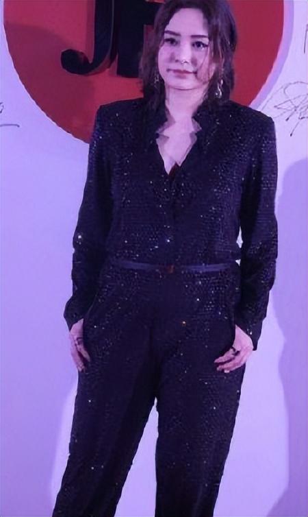 明星 马甲线、漫画腿、人均90斤，女明星为了节目到底有多拼
