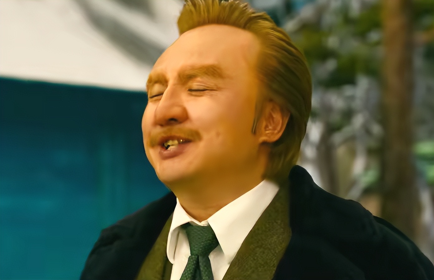 《超能一家人》票房井喷,躲过了沈腾,却被64岁男三号给惊艳了