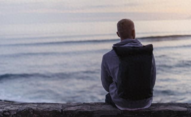 不管你在什么单位上班记住,工作而已,切记不要上头