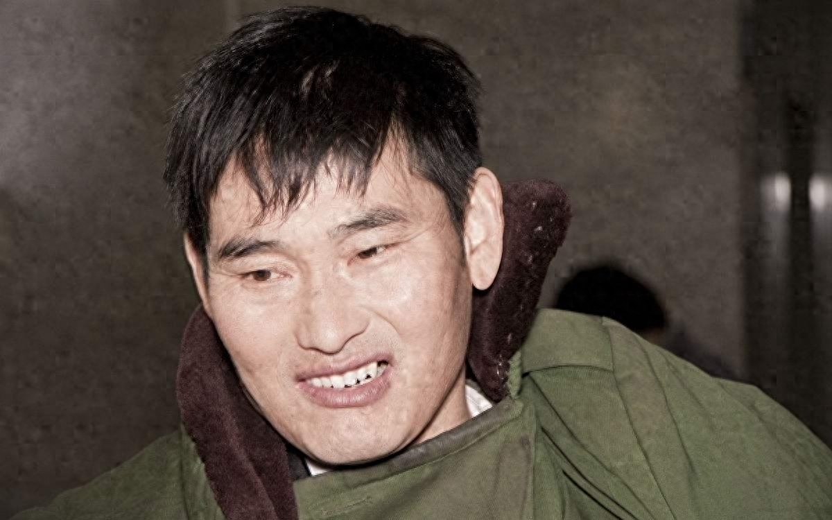 善恶到头终有报！遭到老大爷堵门的朱之文，已经活成了一个笑话