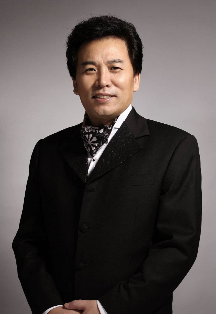 歌唱家佟铁鑫:离婚后独自抚养儿子,40岁二婚娶女富豪收获幸福 - 育儿