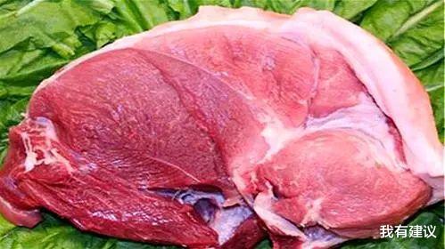 猪肉|买猪肉选浅色的还是深色的，肉贩子说漏嘴，下次别买错了！