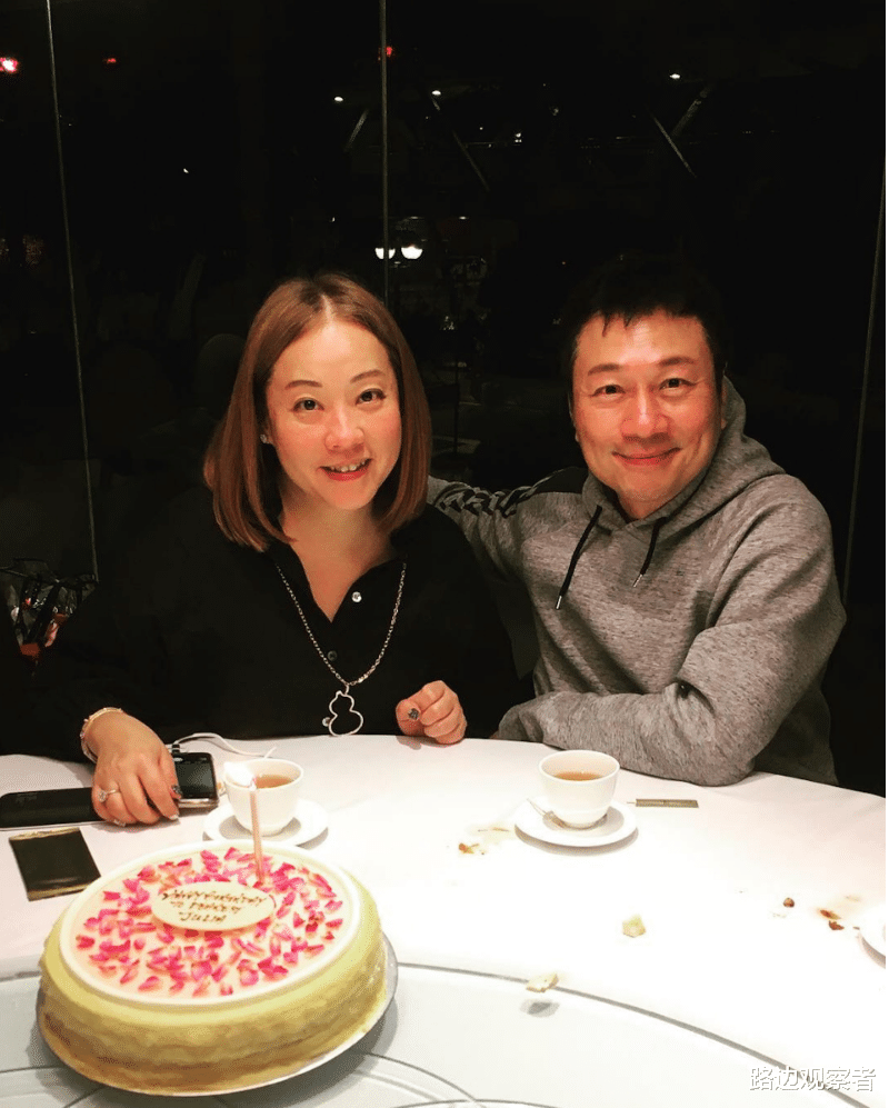 黎耀祥带老婆做饮食达人,原来没有人围观有特别原因