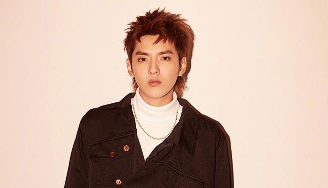 吴亦凡狱中生活如鱼得水已当班长坚持写歌,两人照顾生活起居