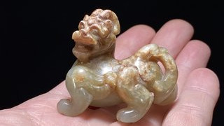 和田玉籽料|明以前 和田玉籽料沁色 瑞兽 辟邪兽 把件 摆件