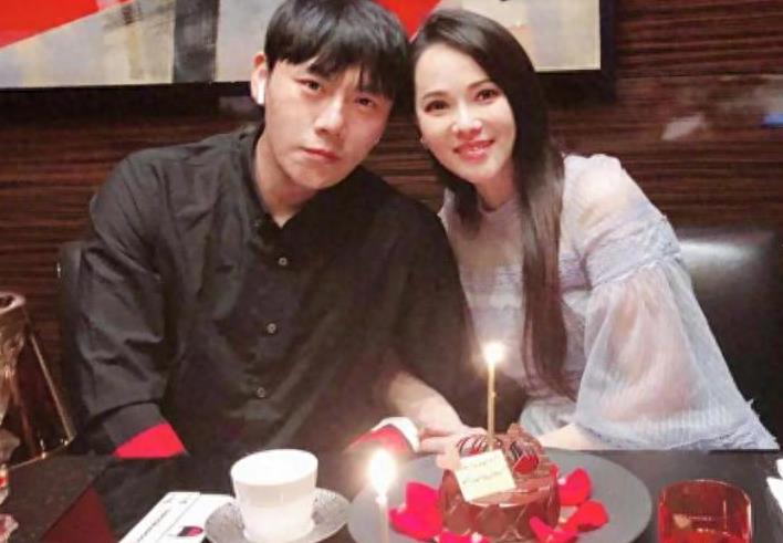 婚变再添实锤,伊能静忍无可忍说出了真相,秦昊该怎么办?