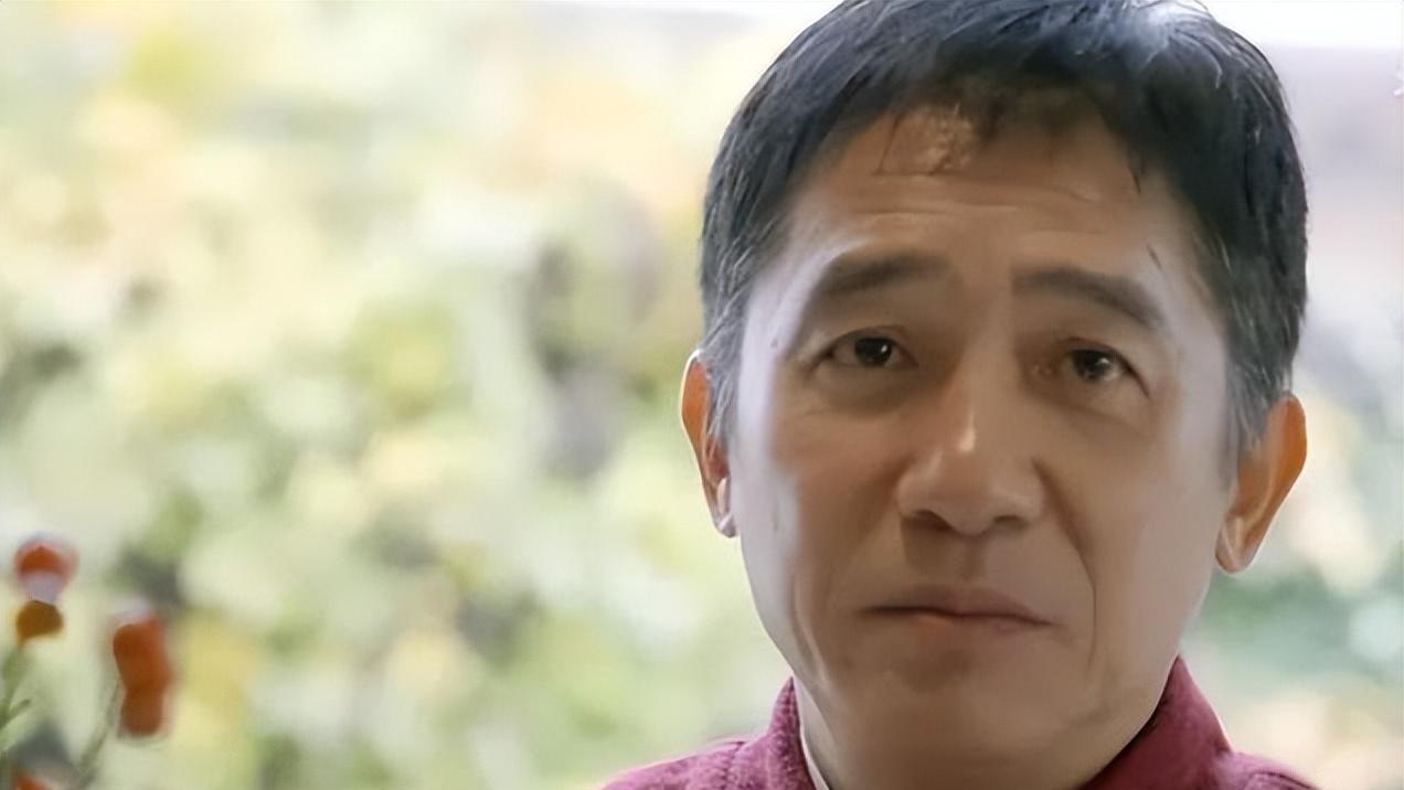 事实证明，61岁久居日本的梁朝伟，已经走上一条与众不同的大道